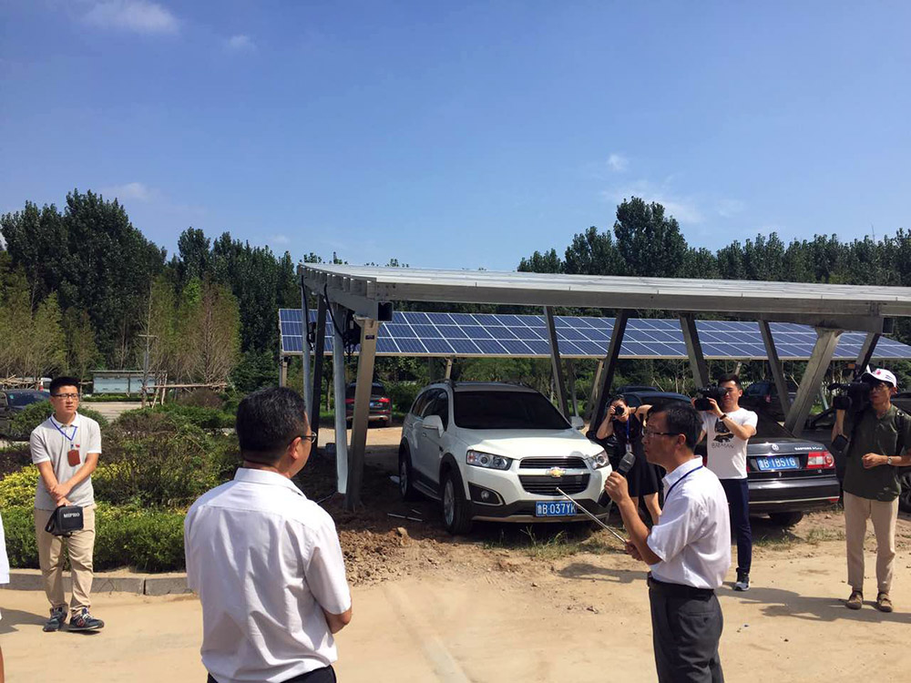青島光伏扶貧--青島黨建電視臺報道我市召開現場會推廣膠州精準扶貧經驗